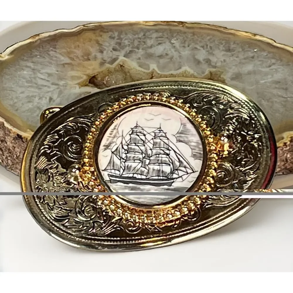 VTG Solid Brass Belt Buckle w/ Handcrafted Nautical Ship Scrimshaw Center NOS